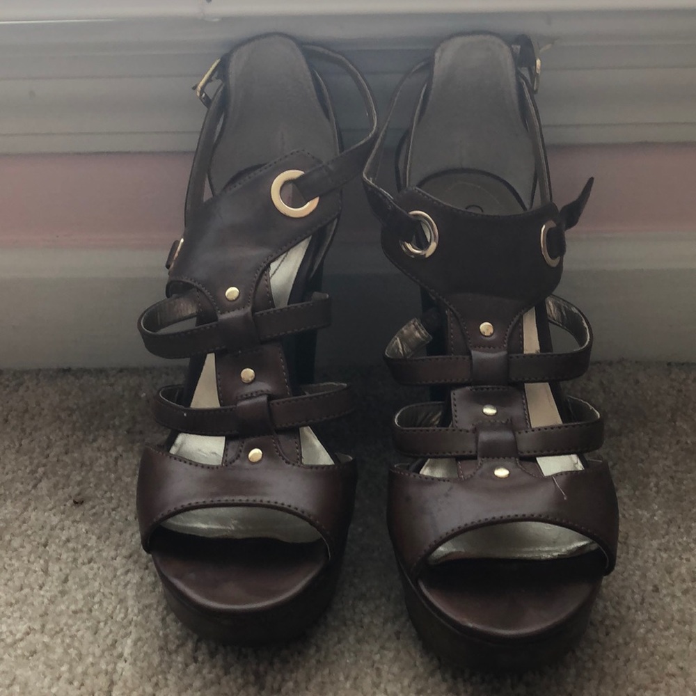 Brown guess heels